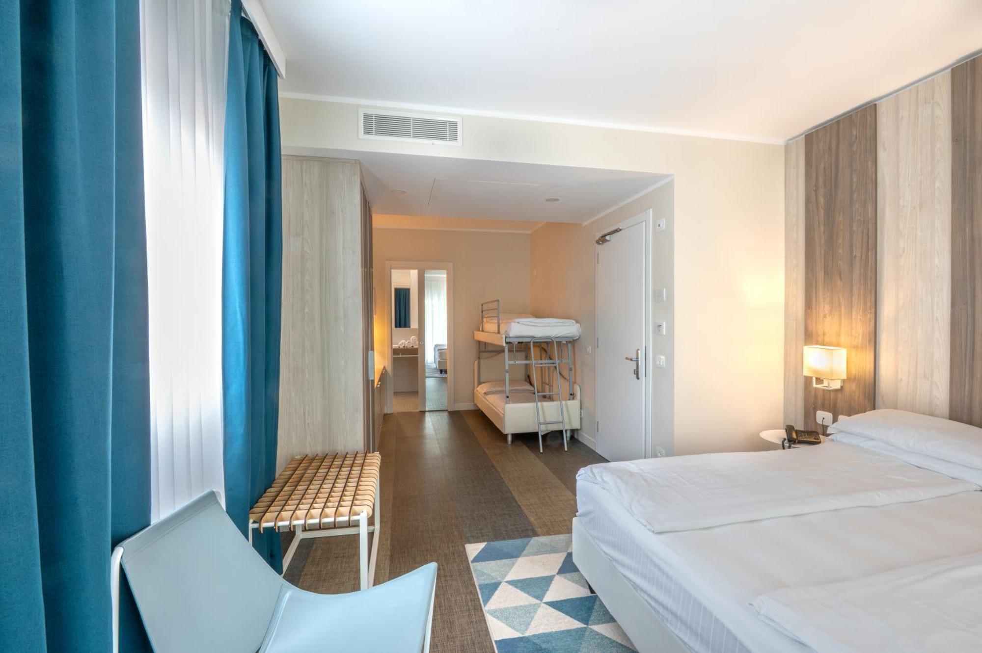 Hotel Europa Garda  Ngoại thất bức ảnh
