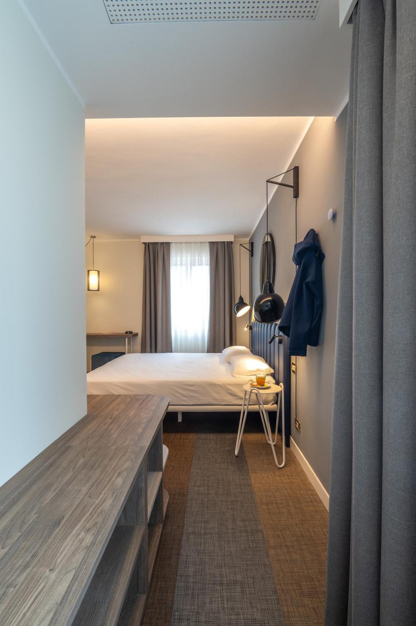 Hotel Europa Garda  Ngoại thất bức ảnh